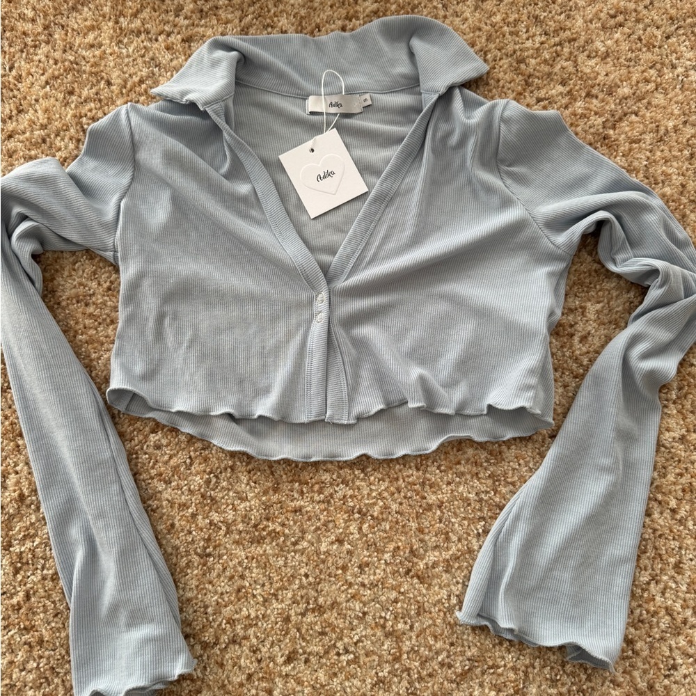 Adika NWT Long Sleeve Crop Top size small